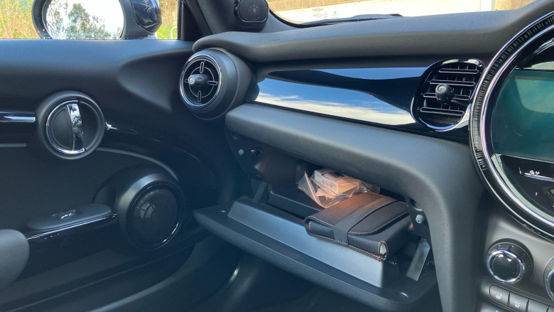 MINI Hatchback 135kW Cooper S Level 3 33kWh 3dr Auto Electric Hatchback